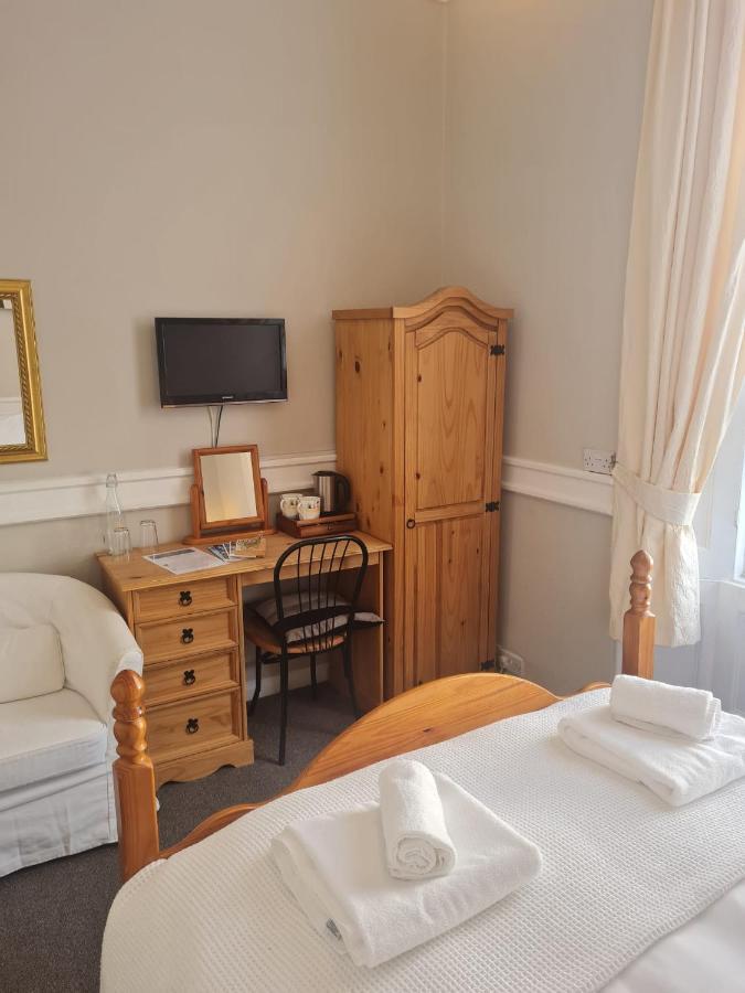 Heathcliff House B&B Exclusively For Adults Free Large Carpark ทอร์คิ ภายนอก รูปภาพ