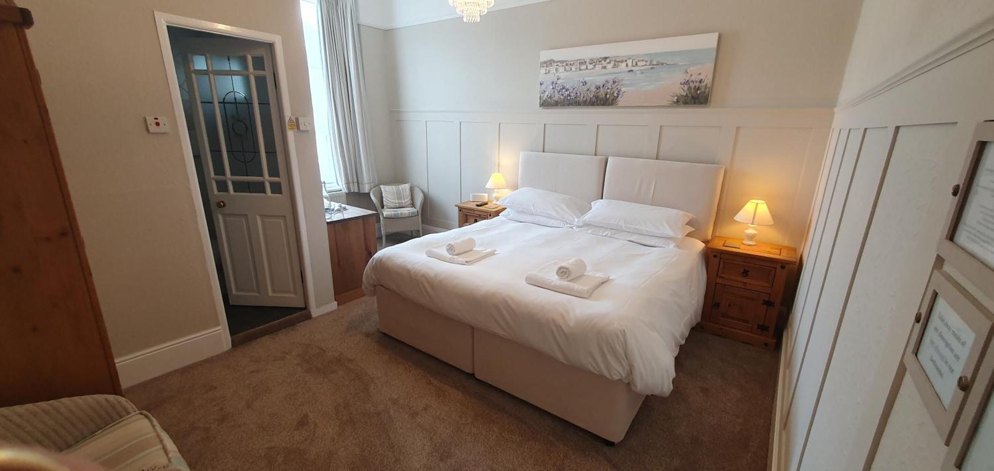 Heathcliff House B&B Exclusively For Adults Free Large Carpark ทอร์คิ ภายนอก รูปภาพ